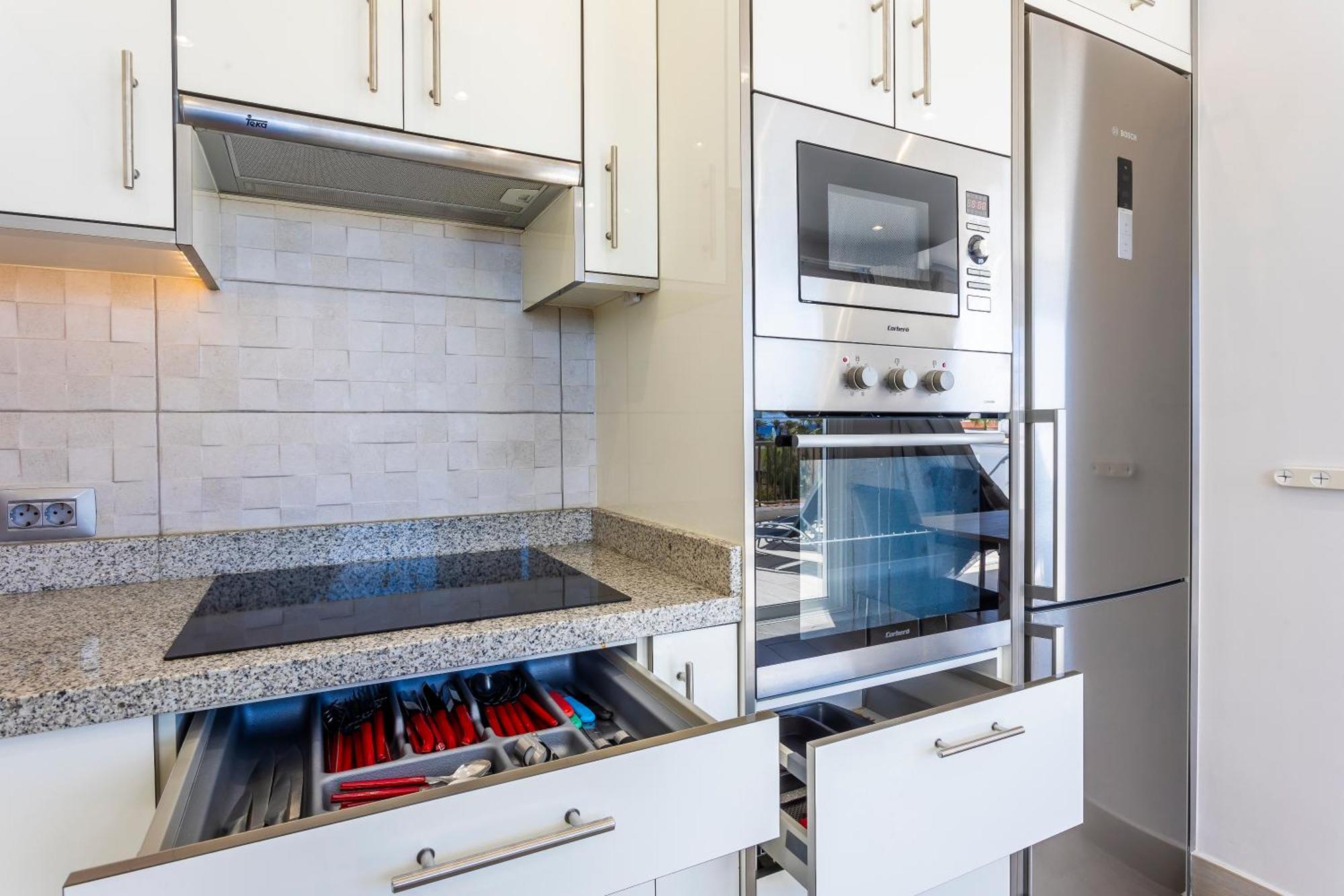 Ocean Panorama - 3 Ac Bedrooms, Private Garage, New Pool, 2 Bathrooms, Tv Channels Acantilado de los Gigantes Ngoại thất bức ảnh
