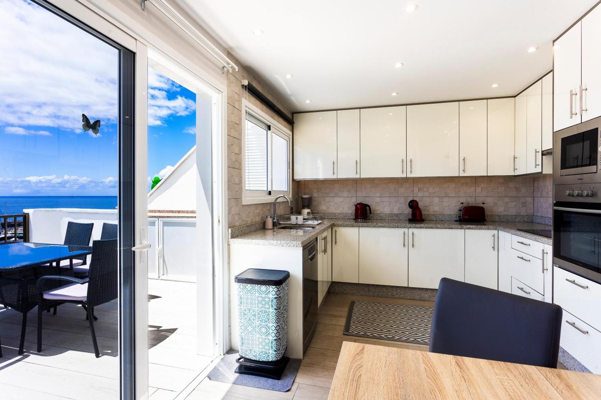 Ocean Panorama - 3 Ac Bedrooms, Private Garage, New Pool, 2 Bathrooms, Tv Channels Acantilado de los Gigantes Ngoại thất bức ảnh