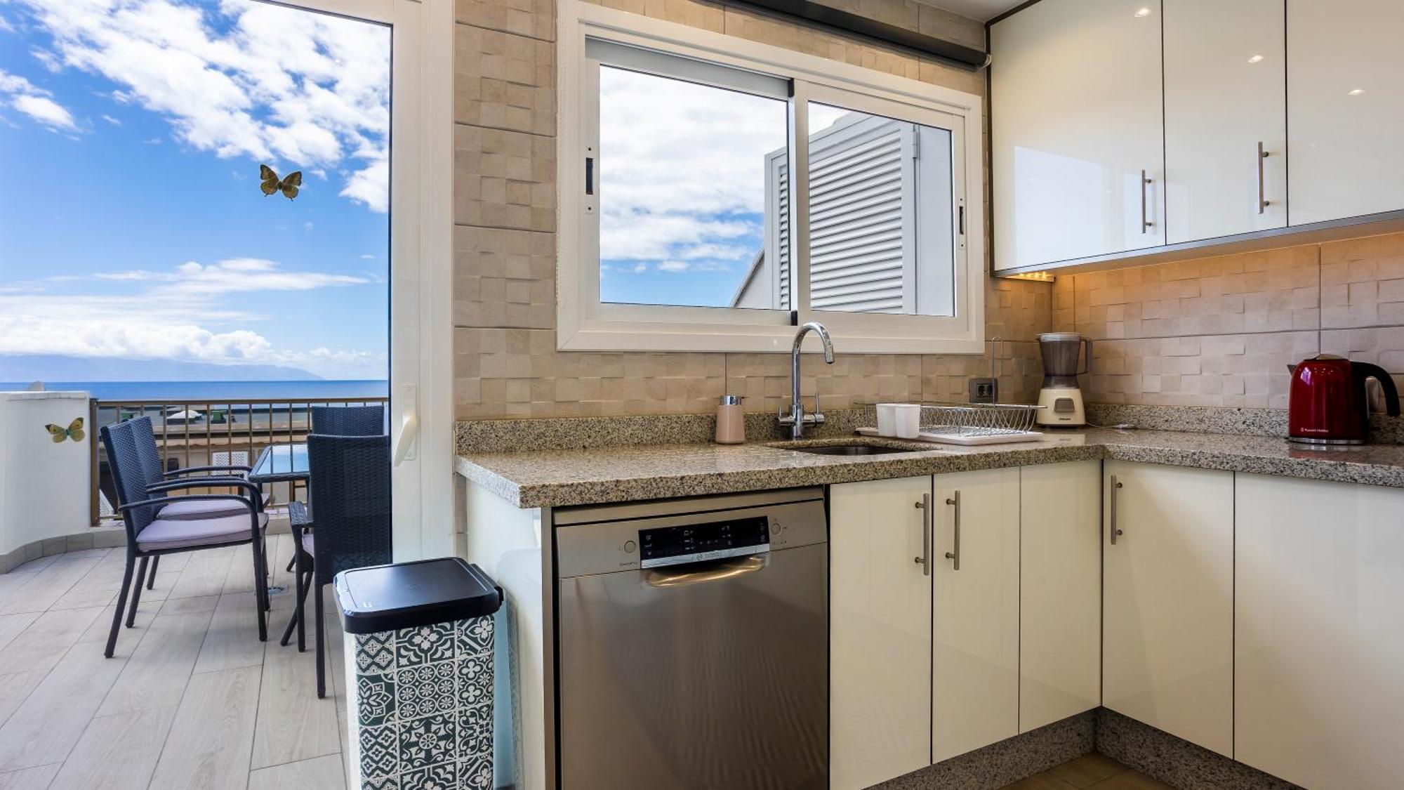 Ocean Panorama - 3 Ac Bedrooms, Private Garage, New Pool, 2 Bathrooms, Tv Channels Acantilado de los Gigantes Ngoại thất bức ảnh